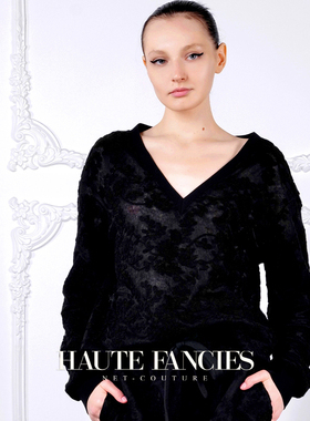 天鹅颈 HAUTE FANCIES后构想 | 25秋冬黑色浮雕毛织提花V领上衣