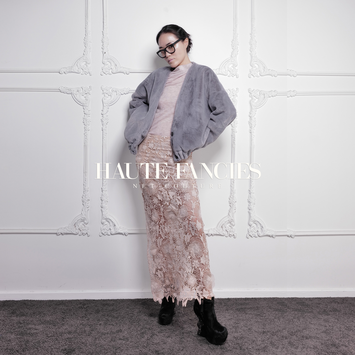 极简宽松大V领仿生水獭毛短外套