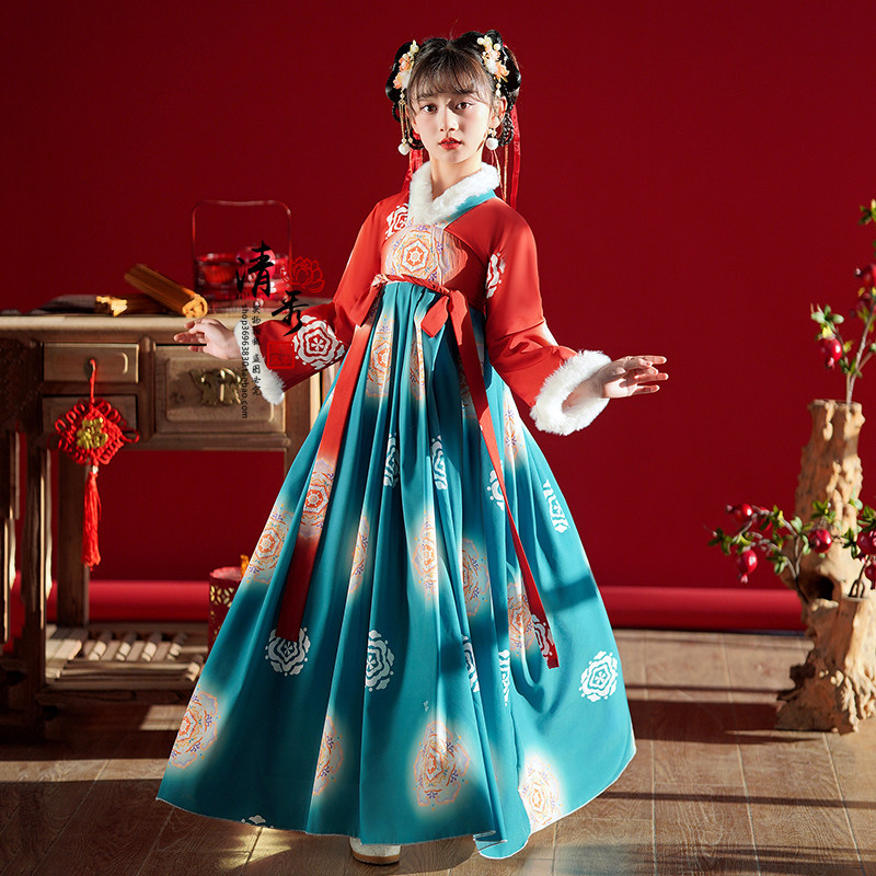 冬季女童汉服儿童古装唐装演出服