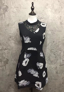 代工厂样版衣正品牌外贸原单尾货女装女士泡泡棉秋冬款无袖连衣裙