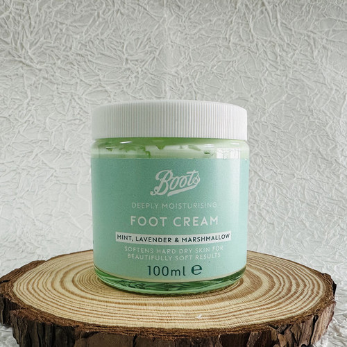 英国BOOTS薄荷护足霜滋润修复