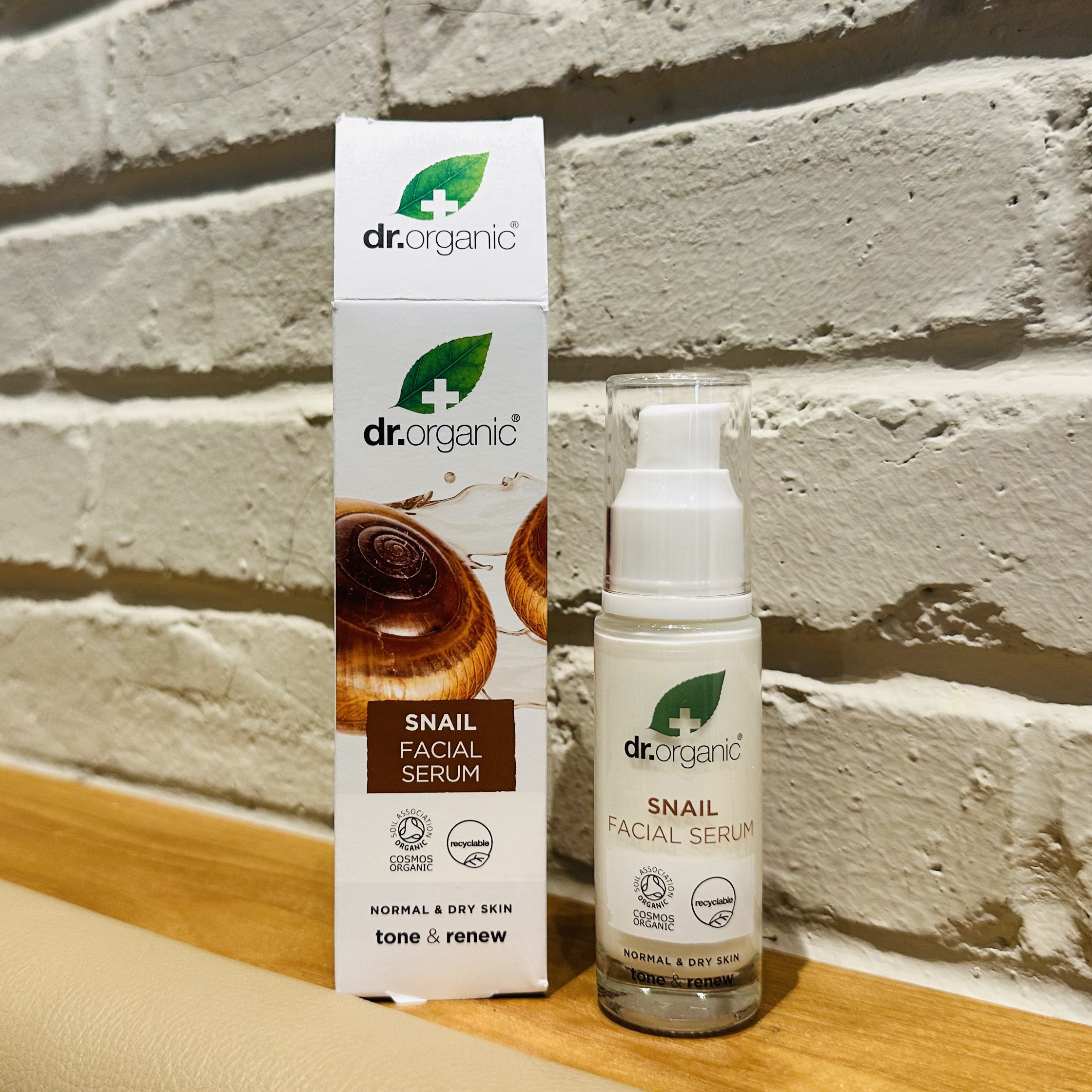 有机博士蜗牛精华乳液滋润抗衰老肌肤紧致魔法提亮英国dr.organic
