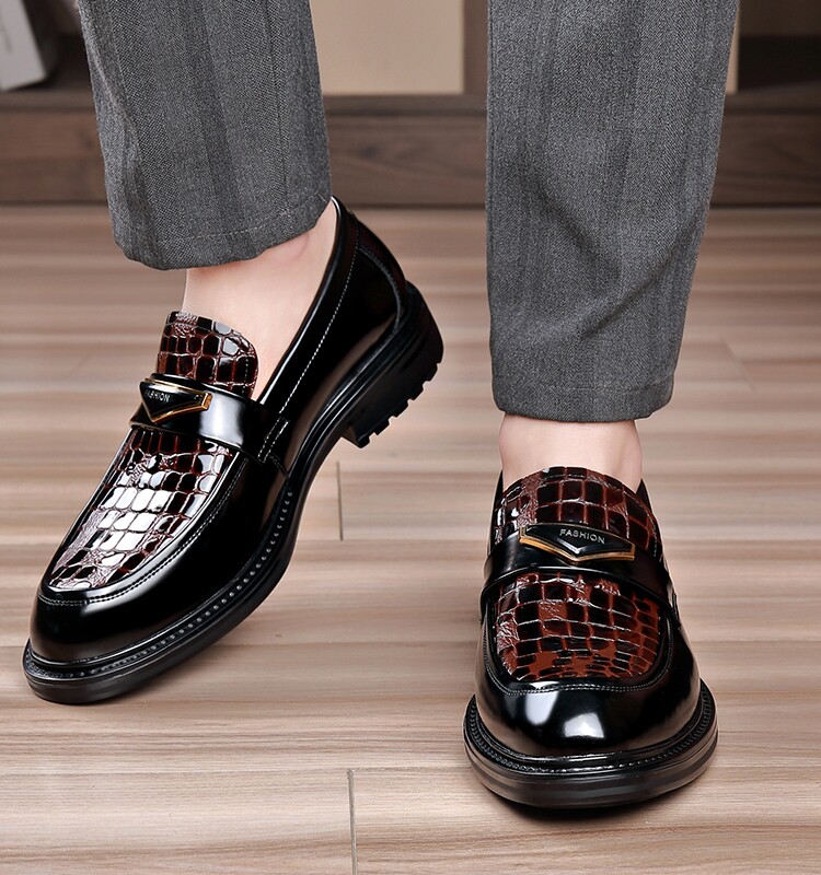 2024 AUTUMN NEW LEATHER SHOES MENS BUSINESS FORMAL WEAR LEATHER ROUND TOE DERBY SHOES SLIP OVER MENS WEDDING GROOM SHOES