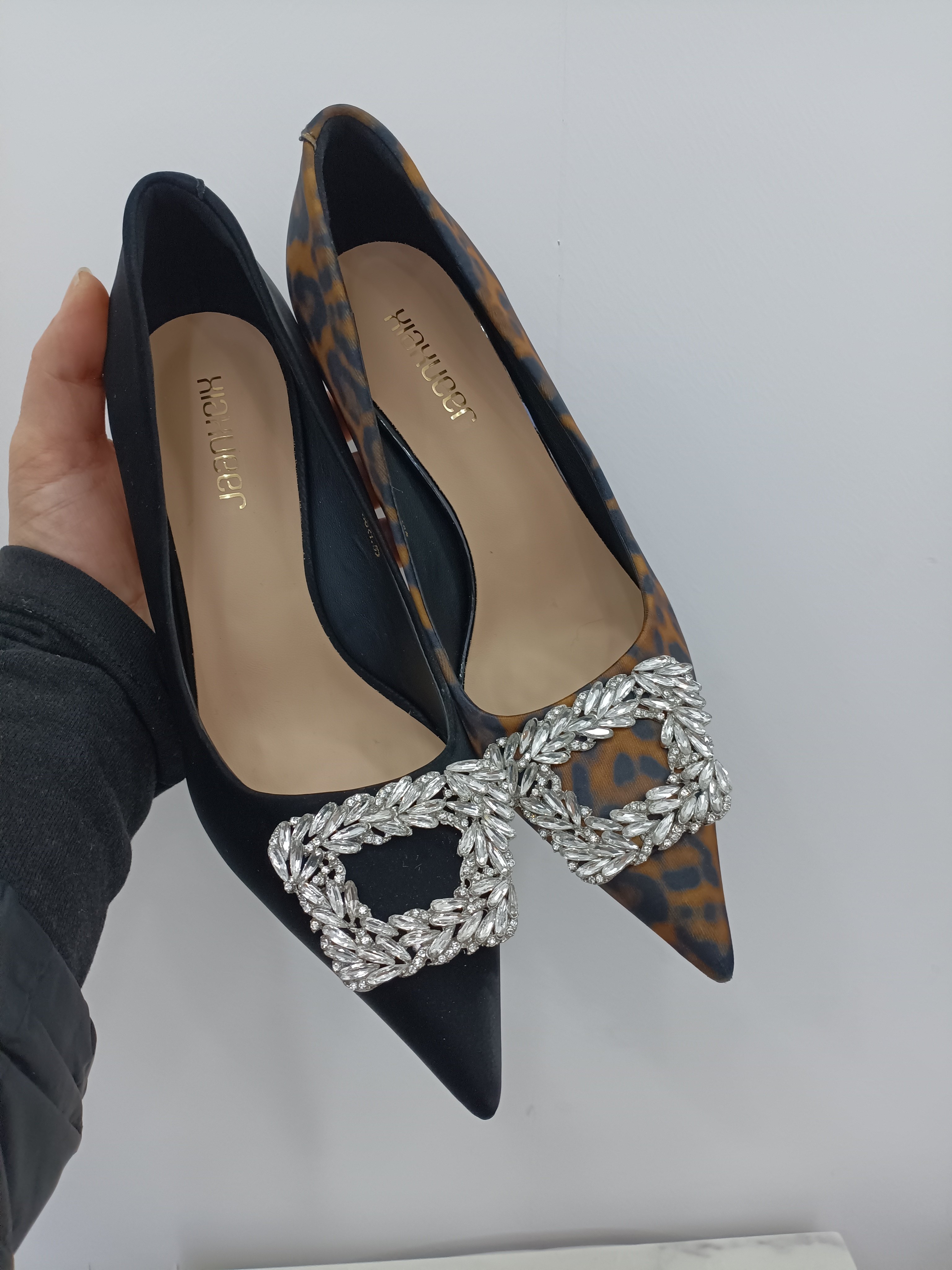 2026夏雪儿528-183细高跟8厘米水钻方扣时尚轻奢气质单鞋女鞋有34