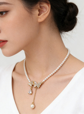 轻奢小众珍珠项链女款法式复古蝴蝶吊坠锁骨链优雅气质配饰
