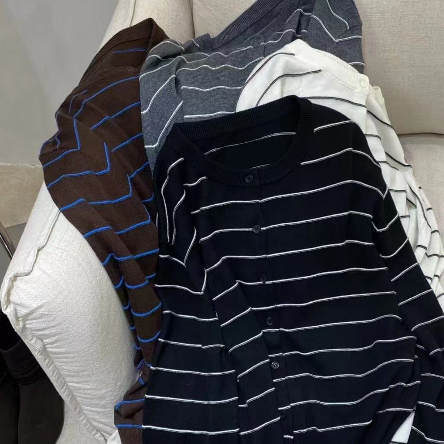 经典永恒条纹开衫条纹羊毛开衫