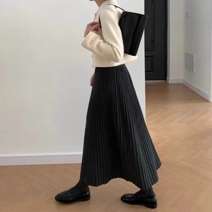 予你秋信羊绒定型压褶百褶裙不起静电不粘身遮胯半身裙梨形百褶裙