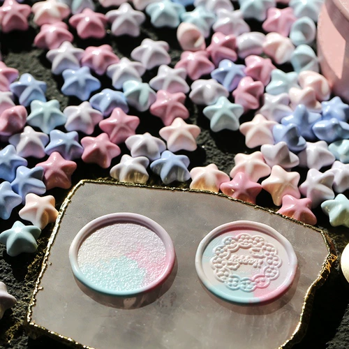 Огненные лакиные уплотнения восковые зерна устанавливают макарон -розовый красивый звездный огненный лак