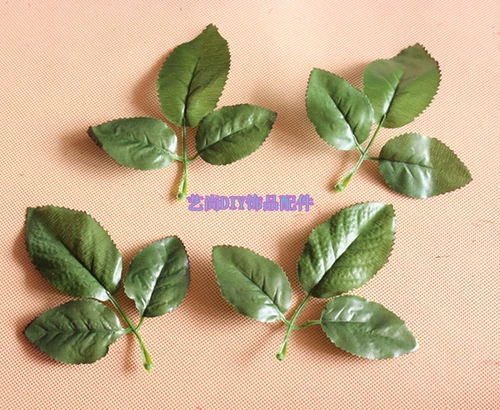 Поддельные цветы дешевые симуляционные тройничные розовые цветы цветы листья поддельные отдельные листья