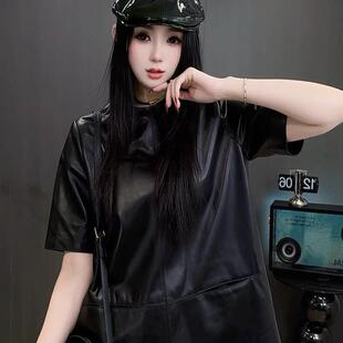 短袖皮裙女2025早春新款欧洲站女装圆领直筒真皮连衣裙纯色短裙