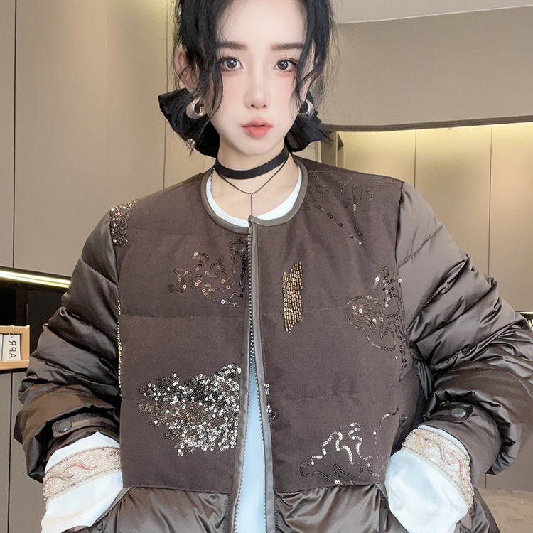 拼皮鹅绒羽绒服女2025秋冬新款欧洲站重工亮片圆领外套长袖上衣