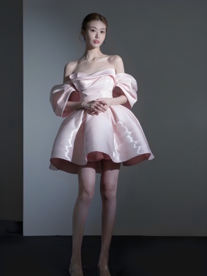 粉色公主风蓬蓬裙小礼服