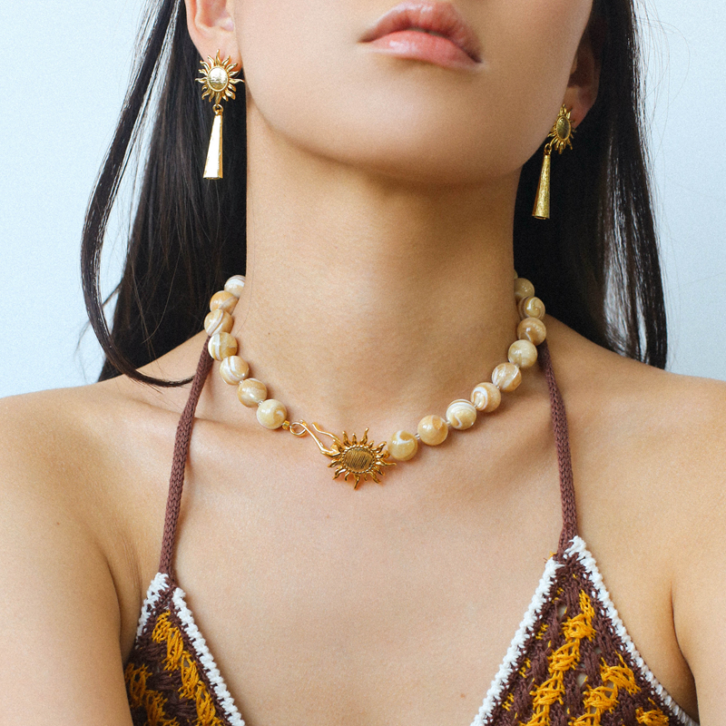 复古法式天然贝壳串珠太阳神项链