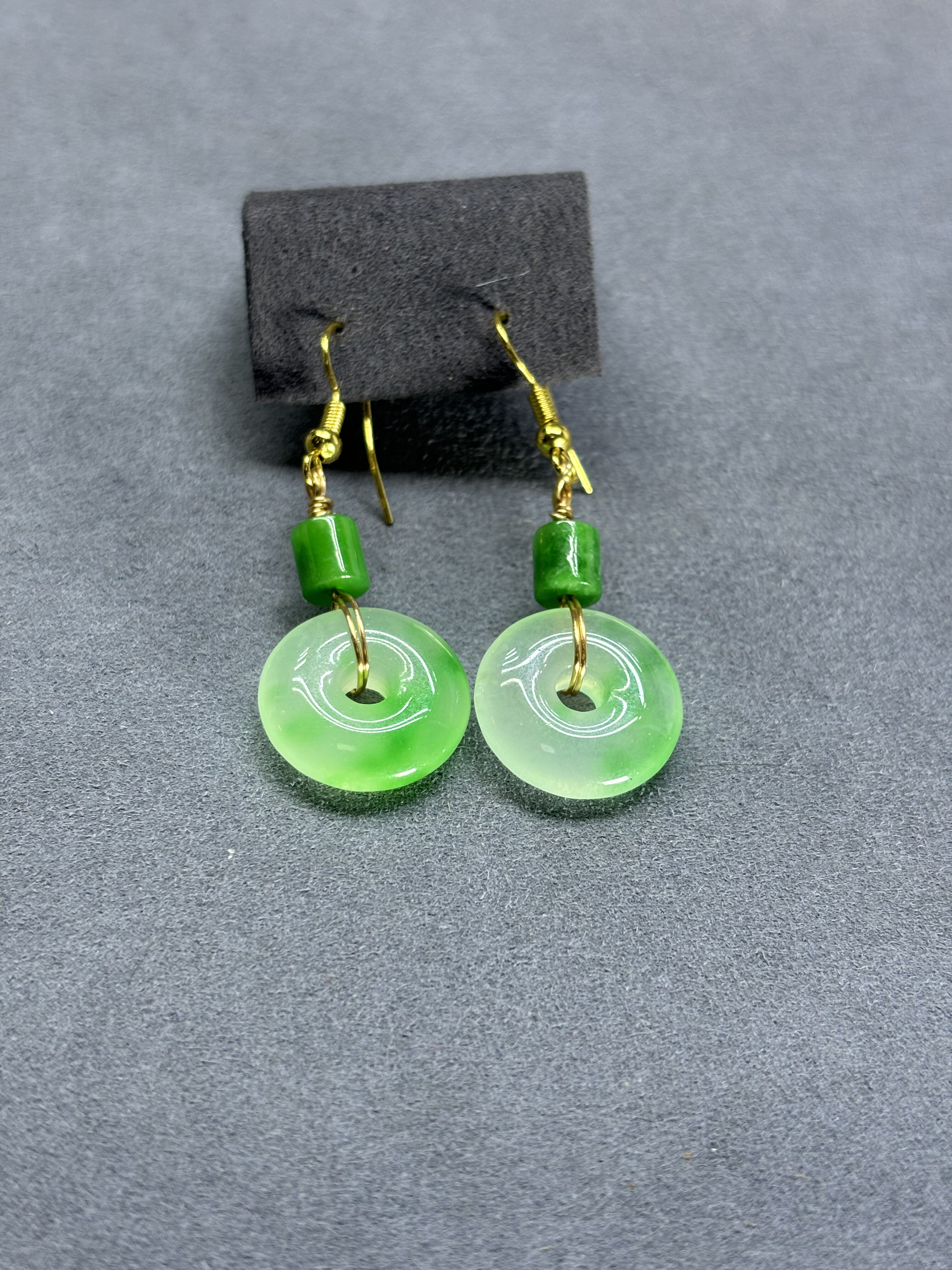 天然缅甸a货冰种阳绿飘花翡翠耳坠女款玉石耳环耳饰送礼物轻奢风