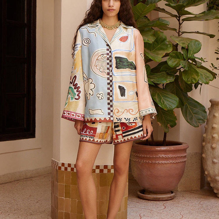 澳洲小众早春新款涂鸦印花真丝宽松休闲长袖衬衫+高腰短裤套装女