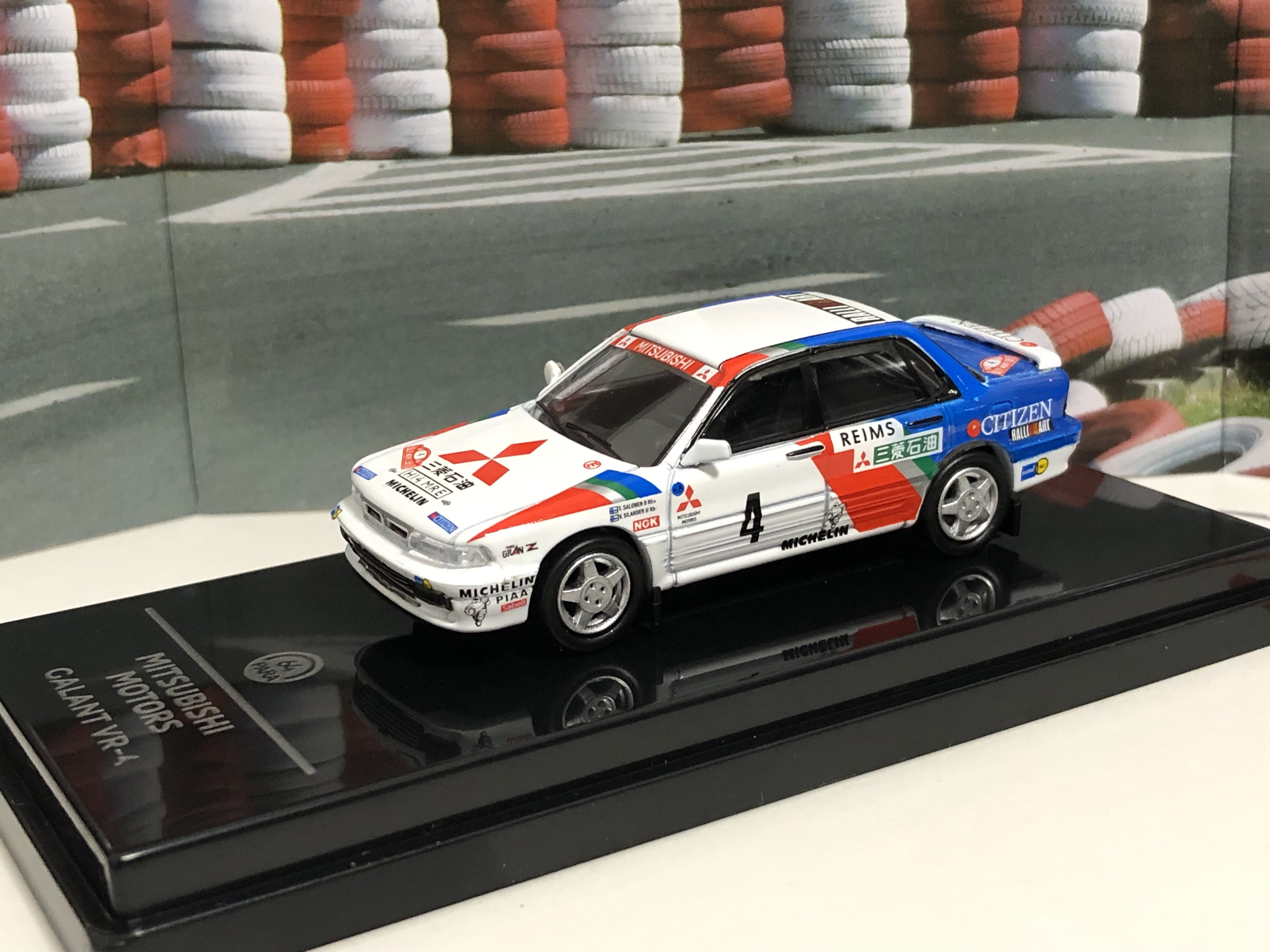 Para 1 ：64 三菱Galant 戈蓝VR4房车赛车合金汽车模型礼品摆件