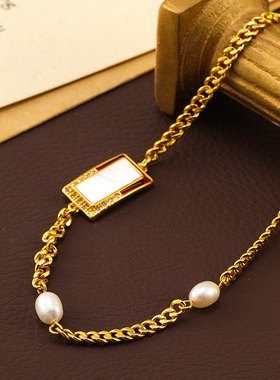 原创ins风轻奢几何白蝶贝吊坠项链锁骨链高级感小众耳环手链套装