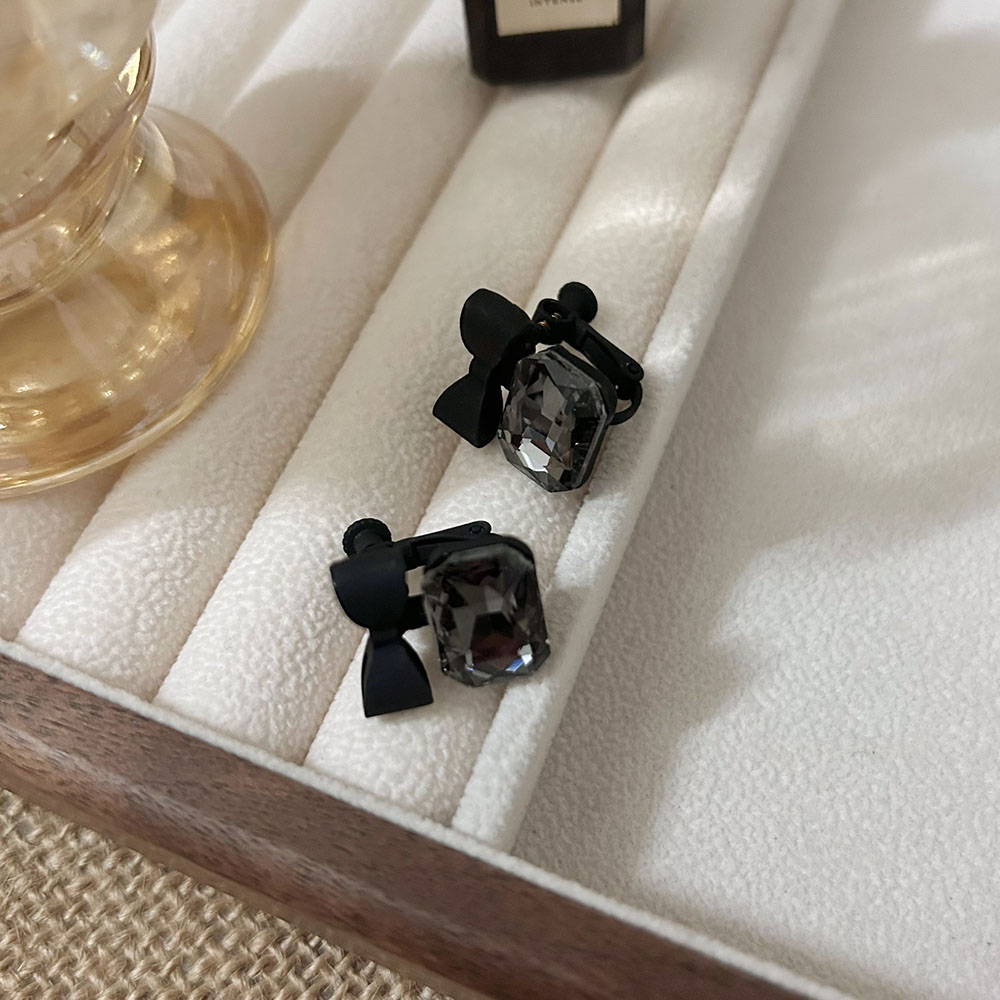 【实拍】复古甜美黑色耳夹耳钉
