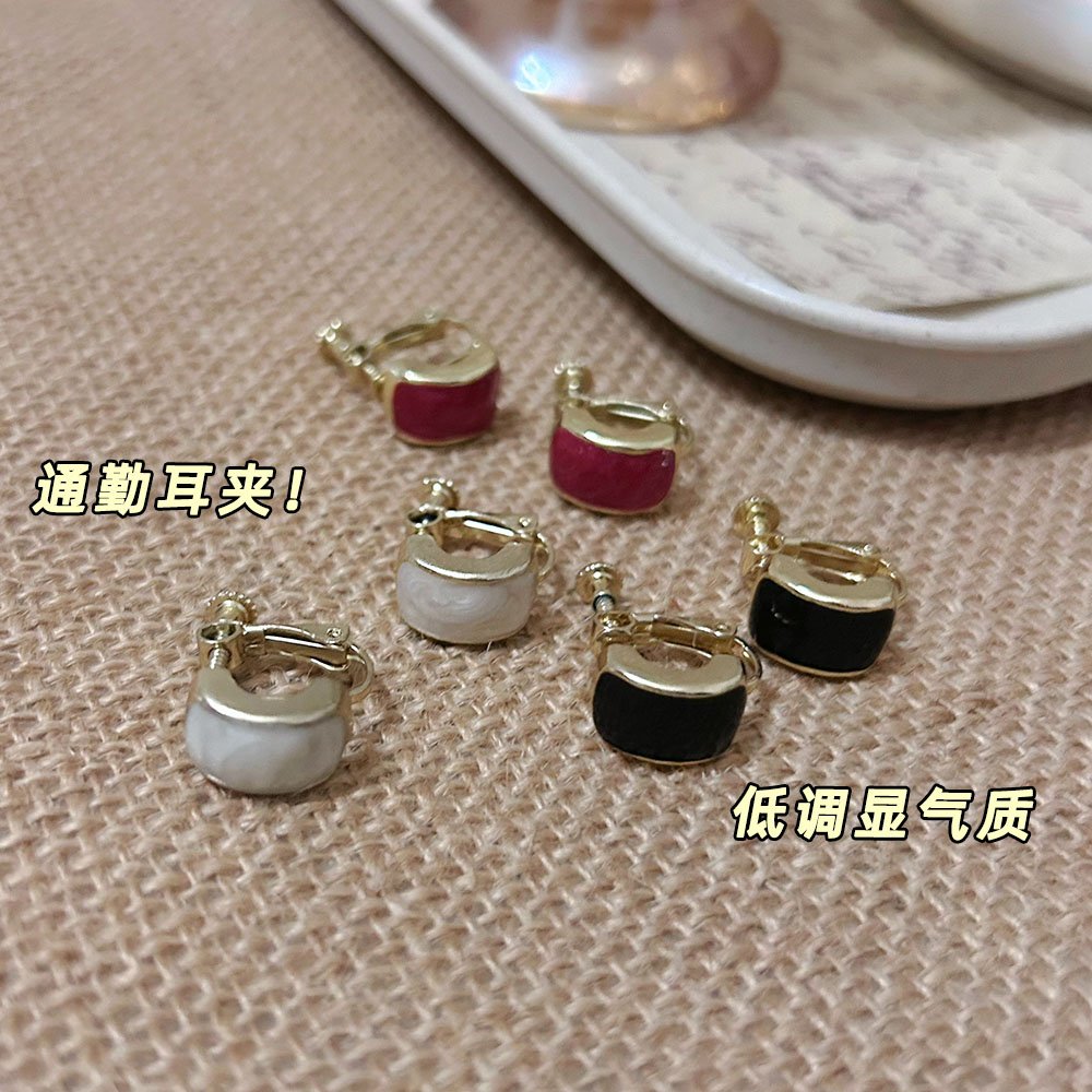 通勤法式气质豆豆螺旋耳夹