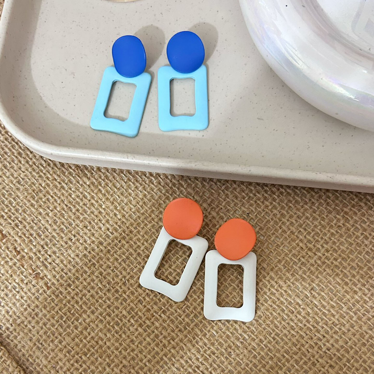 显白少女感撞色几何耳环度假风