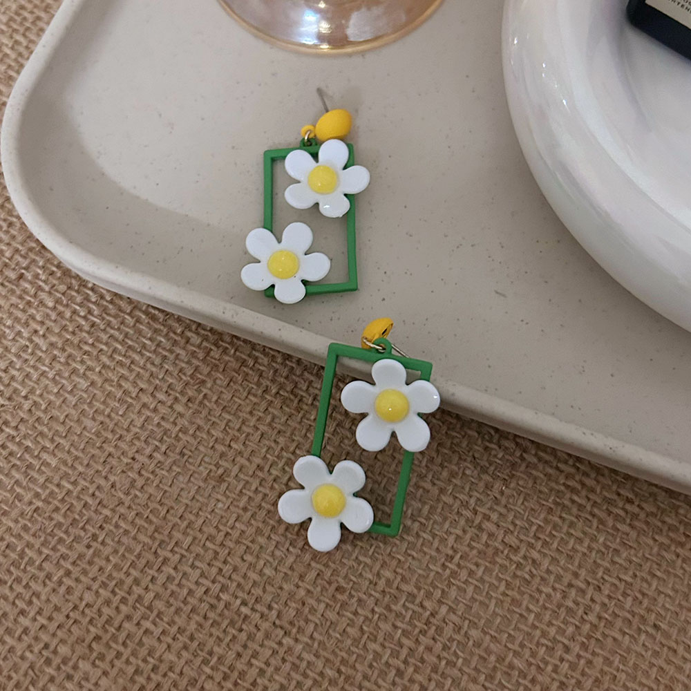 【实拍】甜美度假绿色花朵耳夹