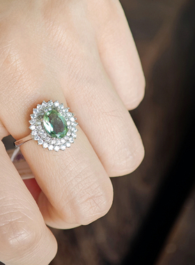 碧玺戒指双层镶嵌近玻璃体收缩