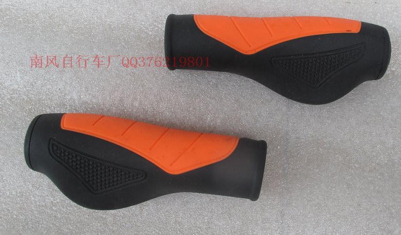 Poignées de vélo - Ref 2334012 Image 3