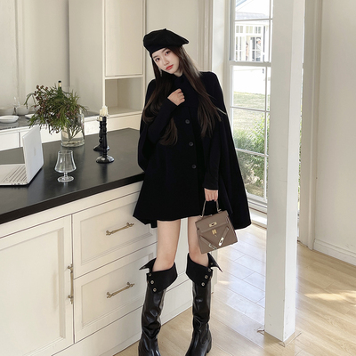 法式富家千金风羊毛针织斗篷大衣春秋新款黑色气质小个子毛呢外套
