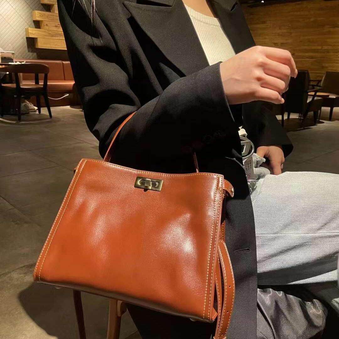 普洛克正品小众翅膀包牛皮大容量