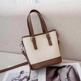 普洛克正品众头层牛皮手机包女斜挎小包休闲真皮女包水桶零钱包潮