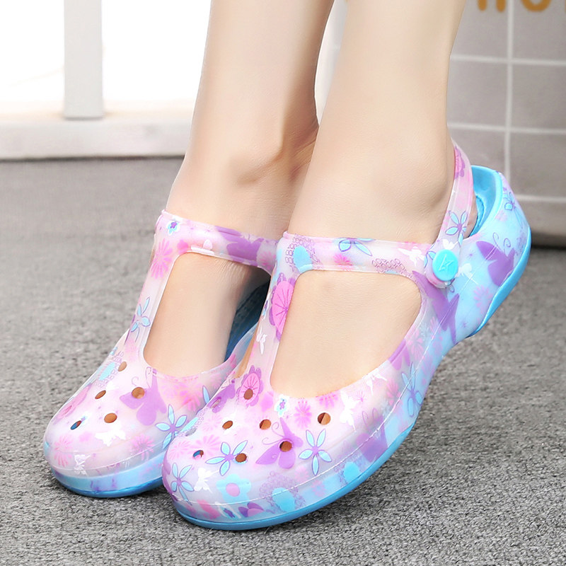 Crocs Women sandals 2019 new pattern printing Flat bottom melissa Beach shoes slipper non-slip With slopein the Women's Shoes, Sandals, Crocs category - from Buy2taobao.com to provide professional Taobao agent buy service