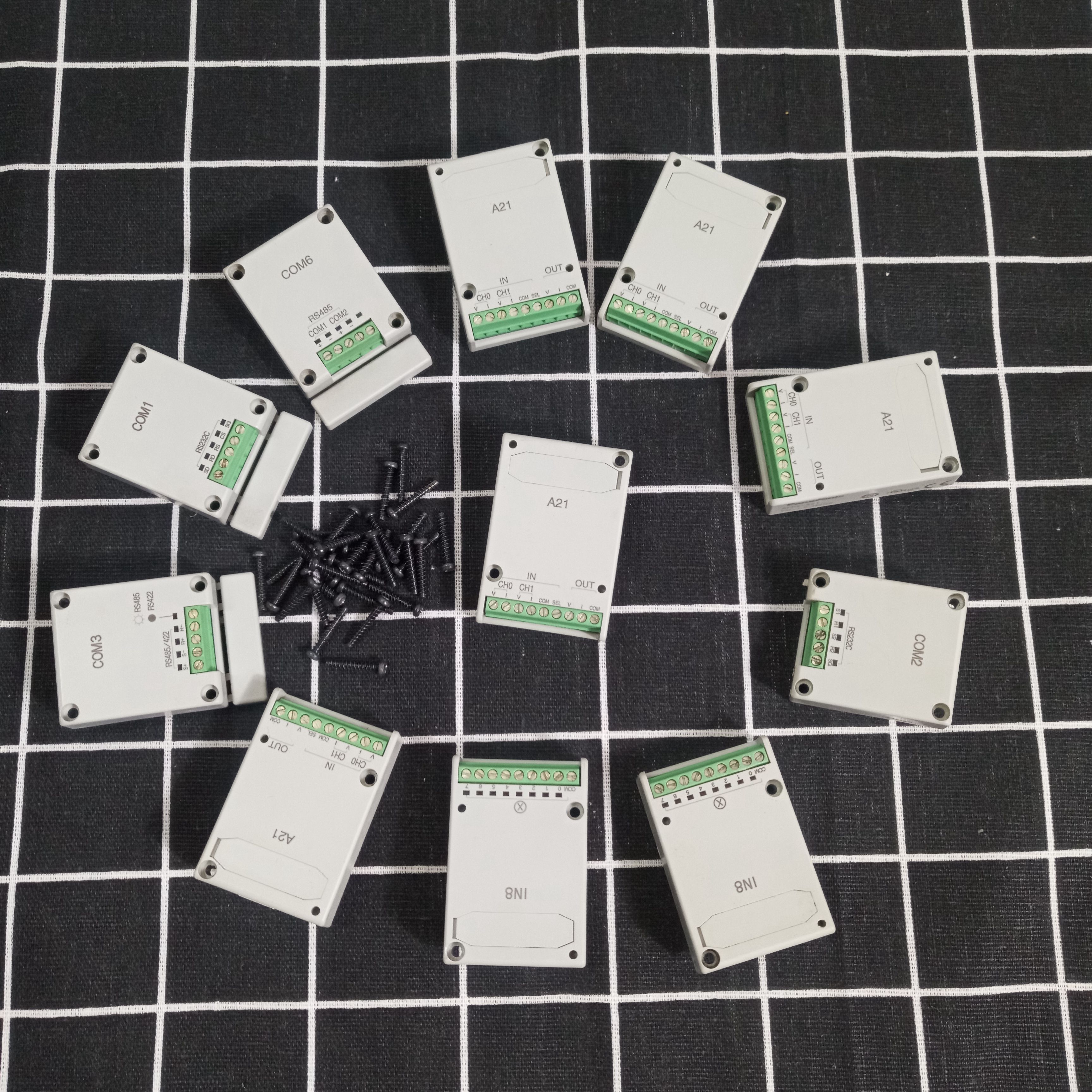 AFPX-COM1 COM2 COM3 M4 M5 M6 PLS MRTC TR8 IN8 AD2 DA2 PLS