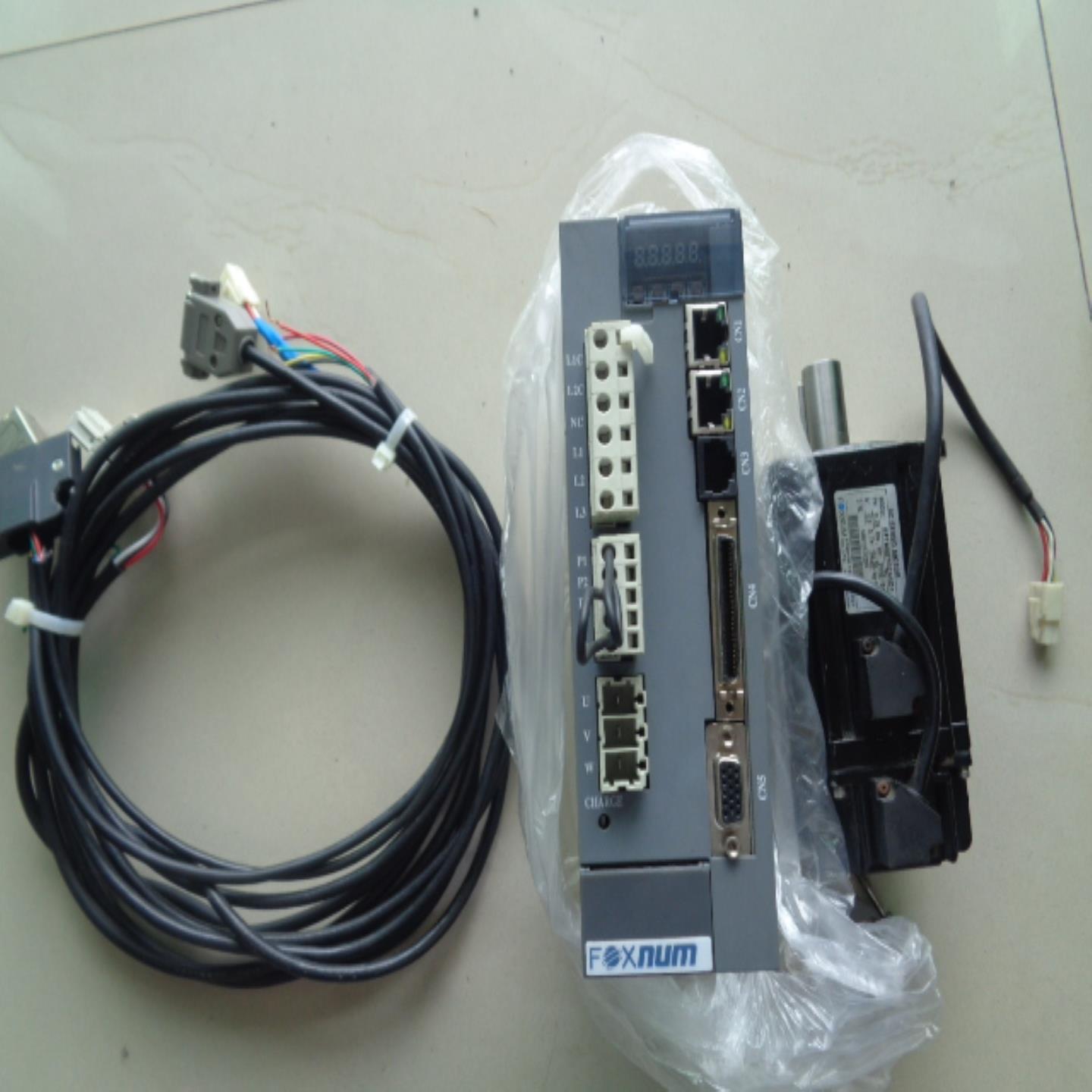 台湾FOXNUM福赐750W伺服套餐DXF1A1230071+BPTA007GCA5D1G 配线