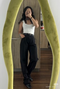 【 现货折扣】 Pheobe philo  25 秋冬毛边黑色牛仔裤