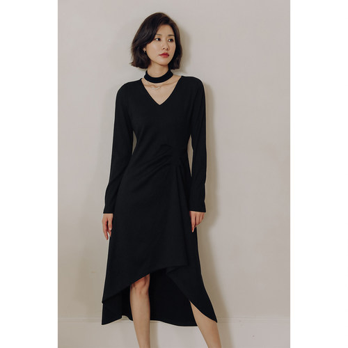 长袖挂脖针织连衣裙秋