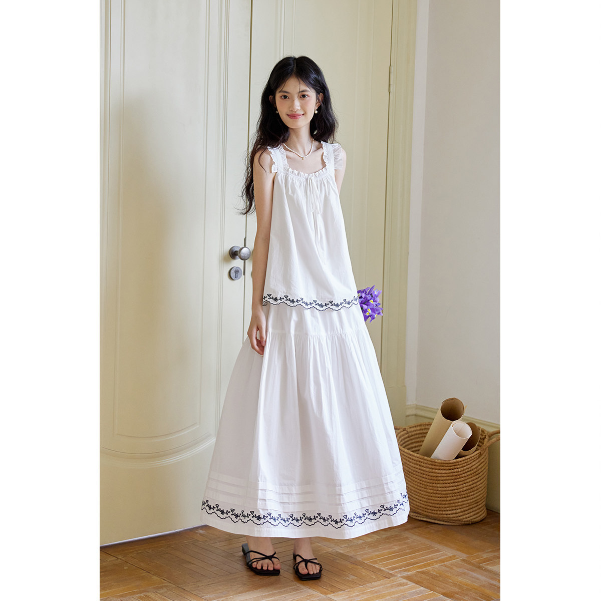 弥古白色刺绣半身裙女高级感气质小白裙2026春季新款A字法式半裙