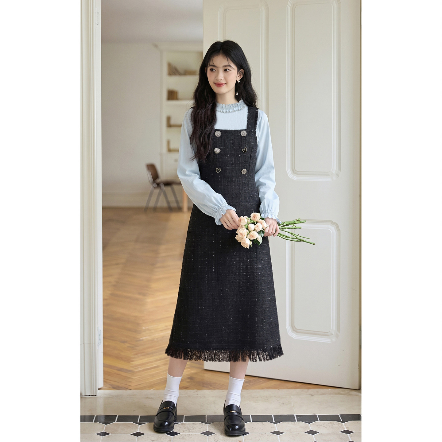 弥古黑色小香风背带裙设计感流苏格子连衣裙女2026春秋修身吊带裙