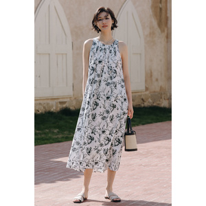 弥古法式碎花连衣裙宽松吊带裙女夏三亚度假背心裙沙滩裙海边长裙