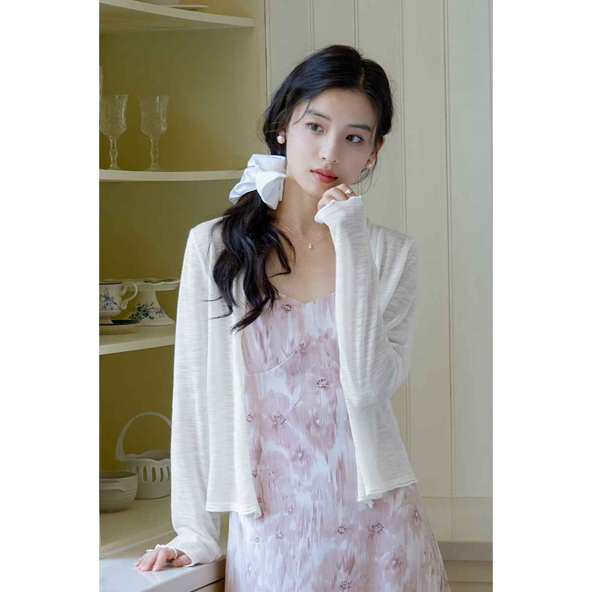 弥古白色针织开衫薄款女2025新款防晒v领上衣夏季吊带裙外搭罩衫