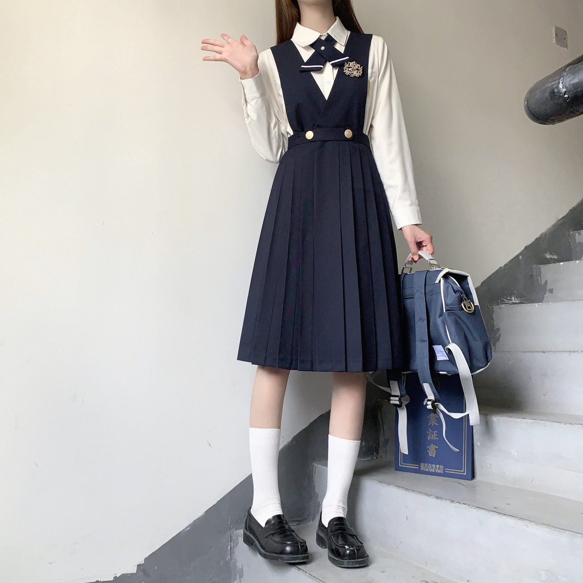 护奶裙卡奶裙 jk制服背心连衣裙女生黑色藏蓝秋季新款现货包邮