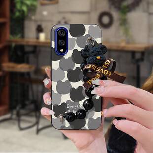 适用京瓷Basio 质感防尘潮流趣味 Active3手机壳黑珍珠挂饰男女款