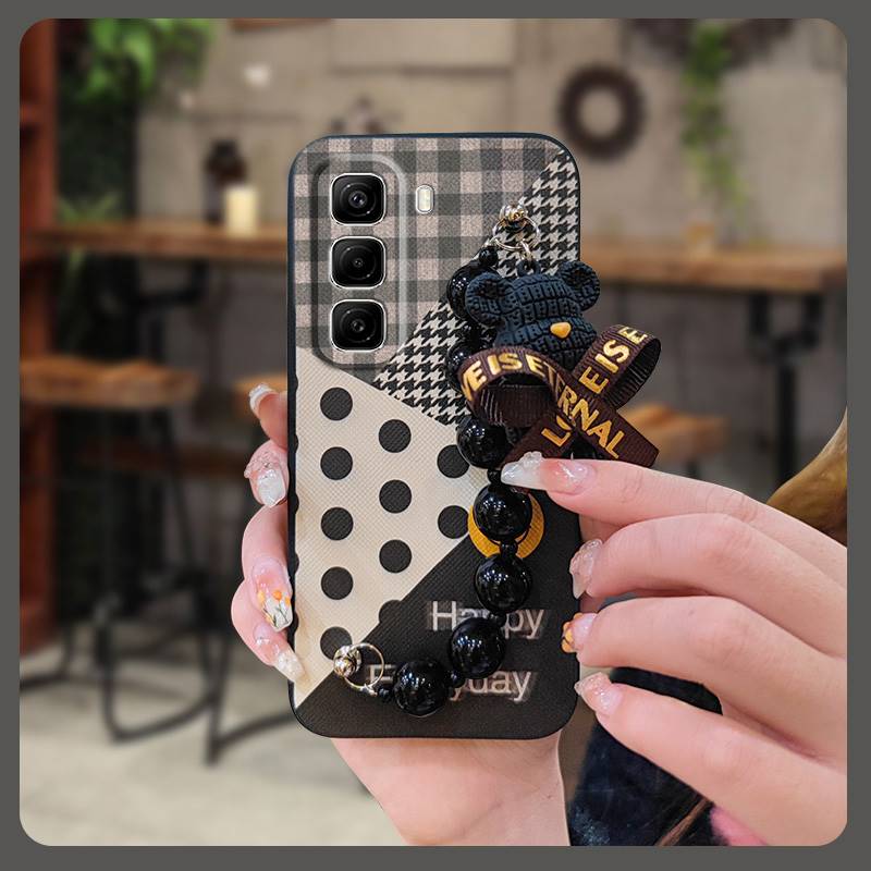 适用infinix Hot50 Pro+/X6880手机壳高档新款创意小熊手链防尘