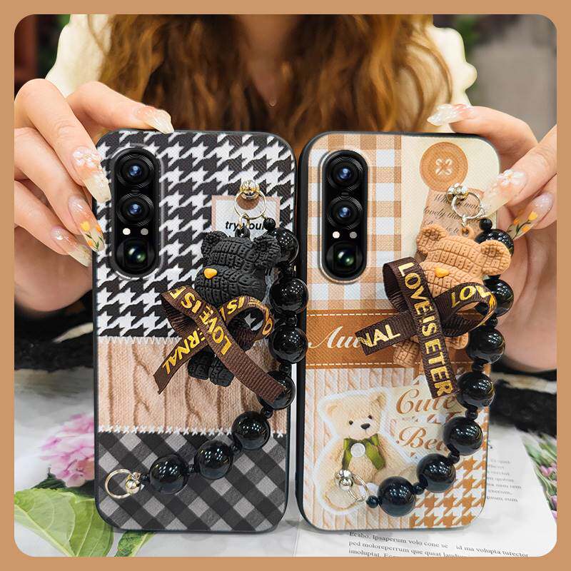 适用索尼Xperia1 vii/索尼1 7代手机壳青春防尘质感简约小熊手链