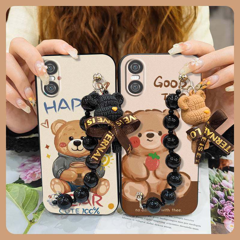 适用索尼Xperia10 VI/6代手机壳卡通小熊手链黑珍珠挂饰可爱情侣