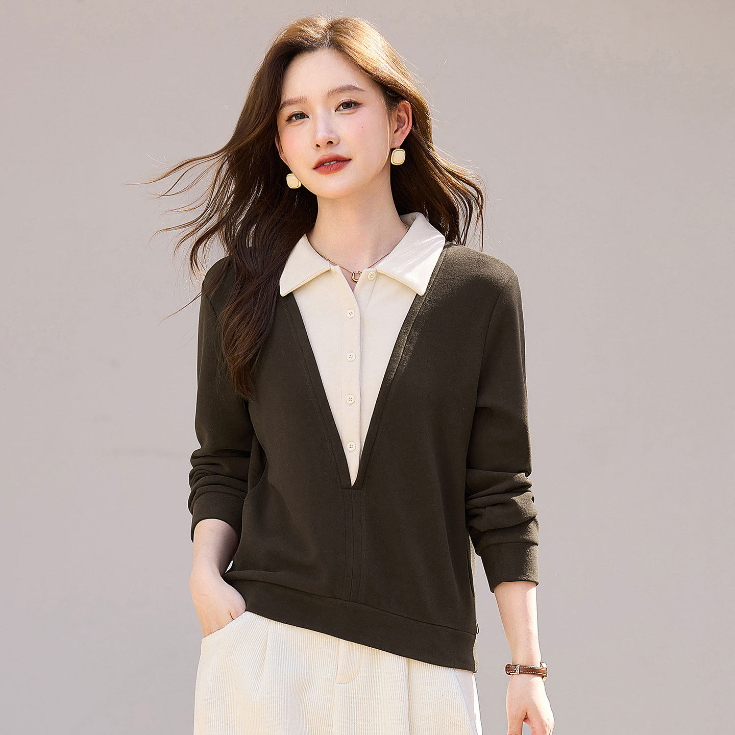 秋冬季加绒卫衣女2025新款爆款加厚正肩无帽套头假两件短款上衣