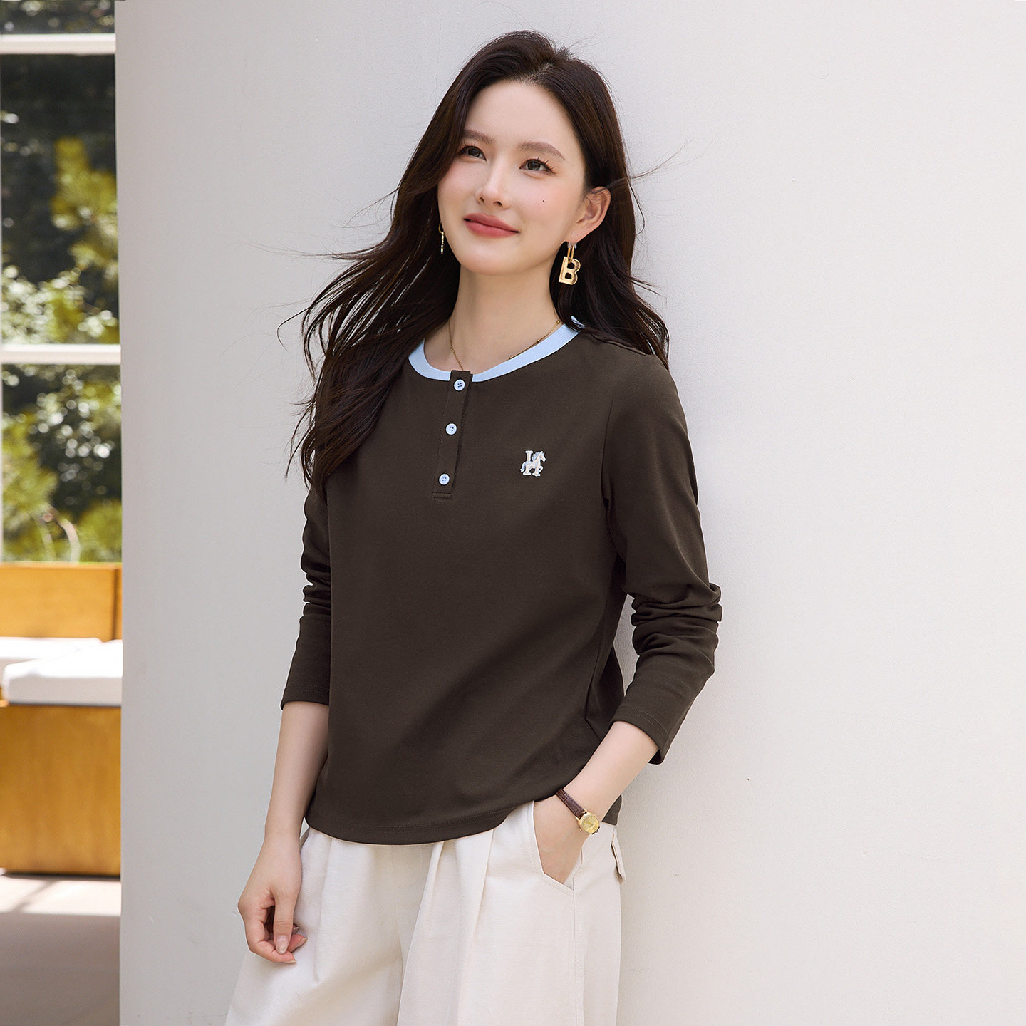 假两件拼接圆领长袖t恤女