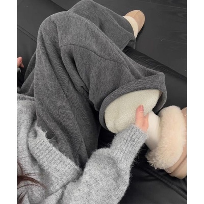 灰色糯米裤女秋冬季加绒加厚2025新款春秋直筒休闲羊羔绒阔腿裤子