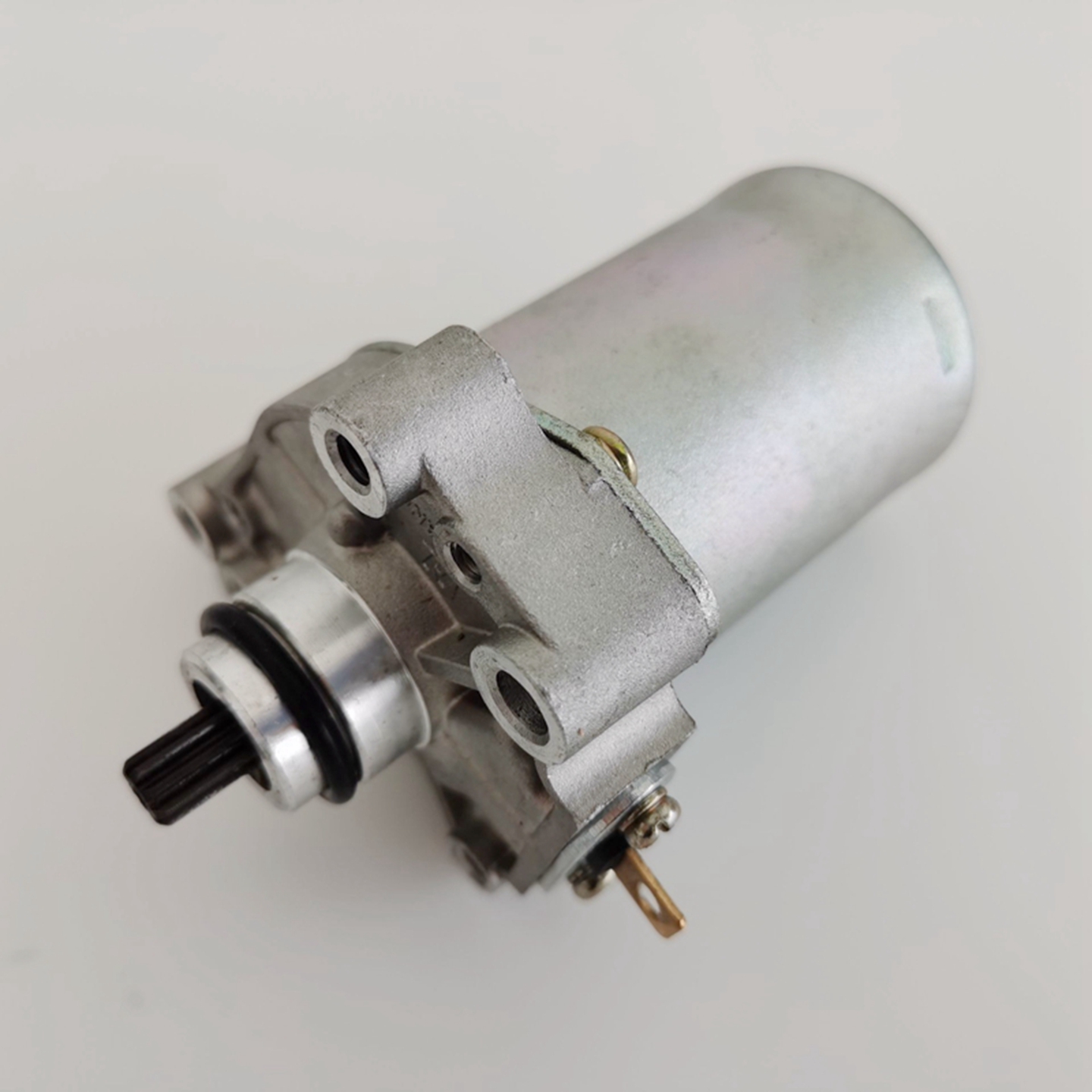 适配比亚乔淑女BYQ100T-E 100T-6 FLY100T-3启动马达起动机电机