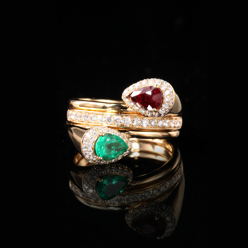 福泰珠宝 红宝石祖母绿18k金镶嵌钻石复古双石宽版戒指