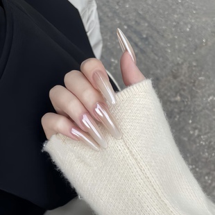 ElsaNail海莉粉乳白渐变珍珠粉手工穿戴甲片可拆卸假指甲美甲贴片